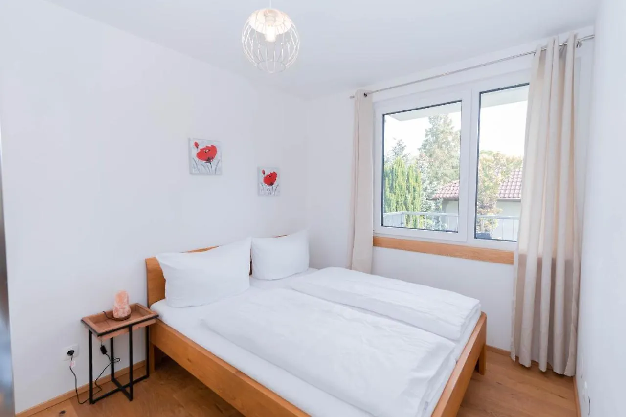 Modern Apartment With Private Balcony Near City Center Wenen Oostenrijk